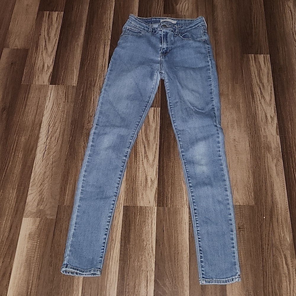 LEVI'S skinny stretched Jeans Size 25 Inseam 28' Light Wash